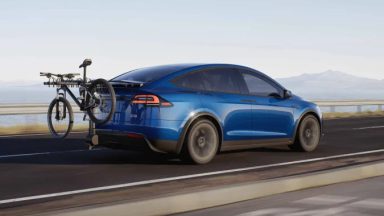 اسکن چاله و تنظیم خودکار سیستم تعلیق در خودروهای الکتریکی تسلا اضافه شدند