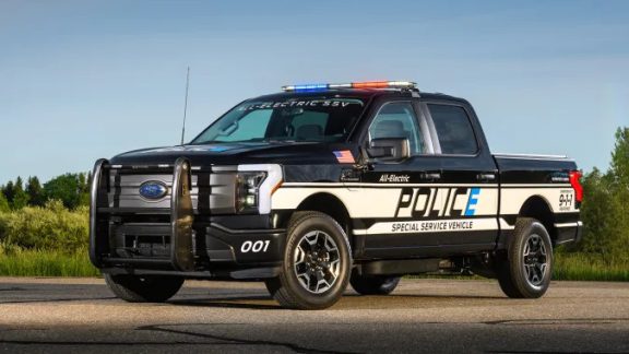 ماشین پلیس F-150 Lightning توسط فورد رونمایی شد