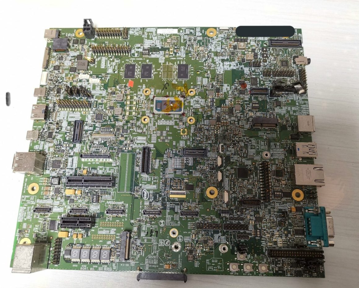 مادربرد تست پردازنده ویژه 10 نانومتری Cannon Lake Y