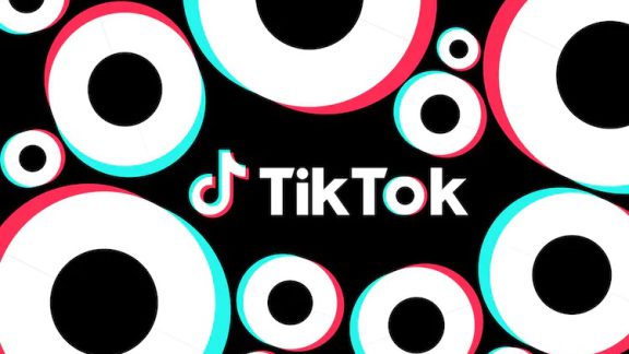جریمه TikTok توسط روسیه به دلیل نقض قوانین هم‌جنس‌گرایی