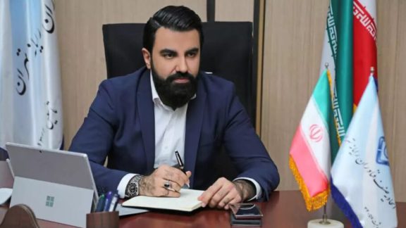 خون رنگین‌تر اتحادیه کامپیوتر ایران - دسترسی بدون فیلتر به اینترنت برای اتحادیه کامپیوتر