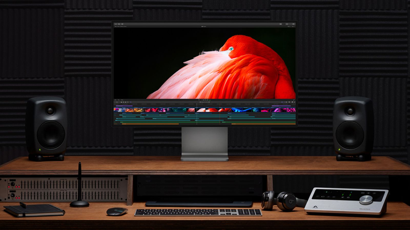 اپل در حال توسعه نمایشگرهای  32 و 42 اینچی OLED است