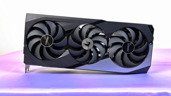 بررسی کارت گرافیک AORUS RTX 4070 MASTER 12G گیگابایت