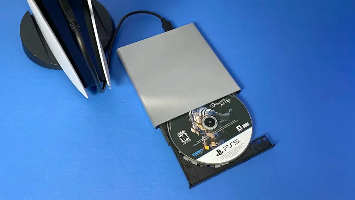 بازگشایی کنسول PS5 Slim