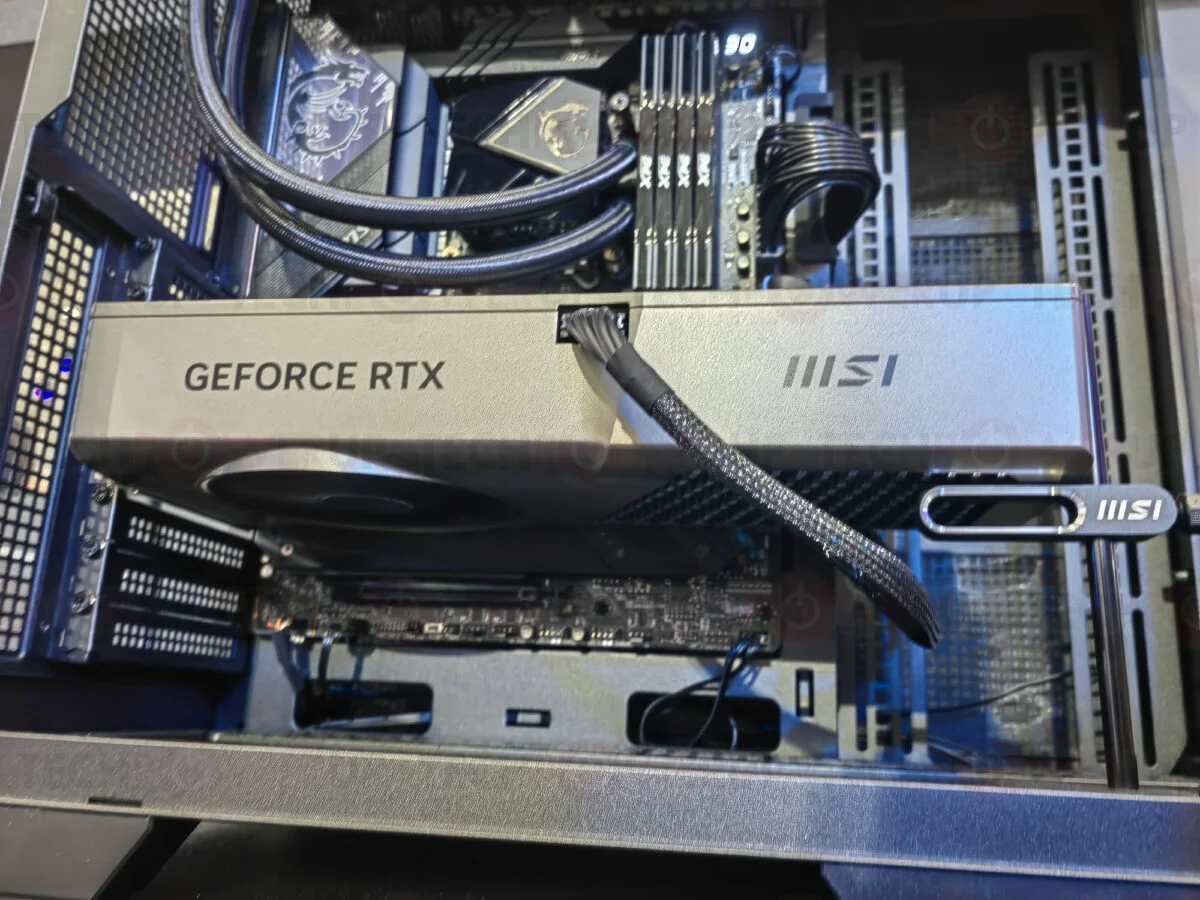 معرفی MSI GeForce RTX 4080 SUPER EXPERT FUZION با خنک کننده AIO داخلی