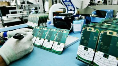 جنجال تازه در صنعت موبایل کشور؛ افشاگری تکاندهنده رئیس کمیسیون صنایع