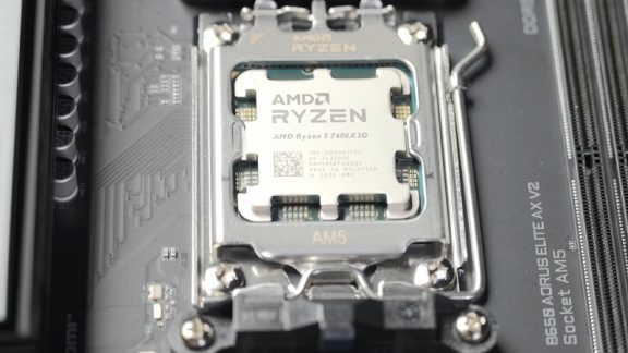 انحصار شکنی AMD Ryzen 5 7600X3D