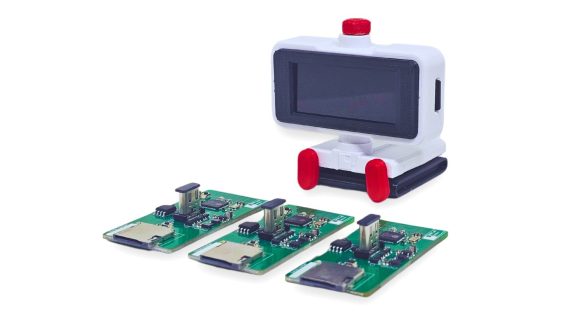 WebScreen نمایشگری کوچک برای میزهای شلوغ