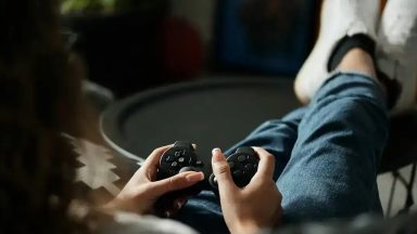 8 فیلم شبیه به سبک بازی‌ها