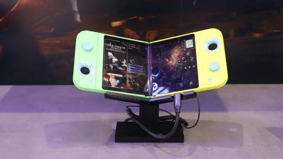 کنسول های بازی دستی تاشو