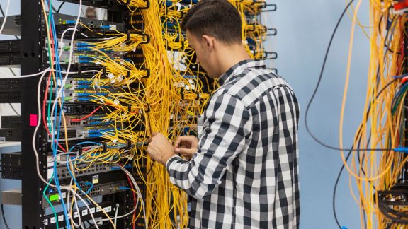 تجهیزات سرور