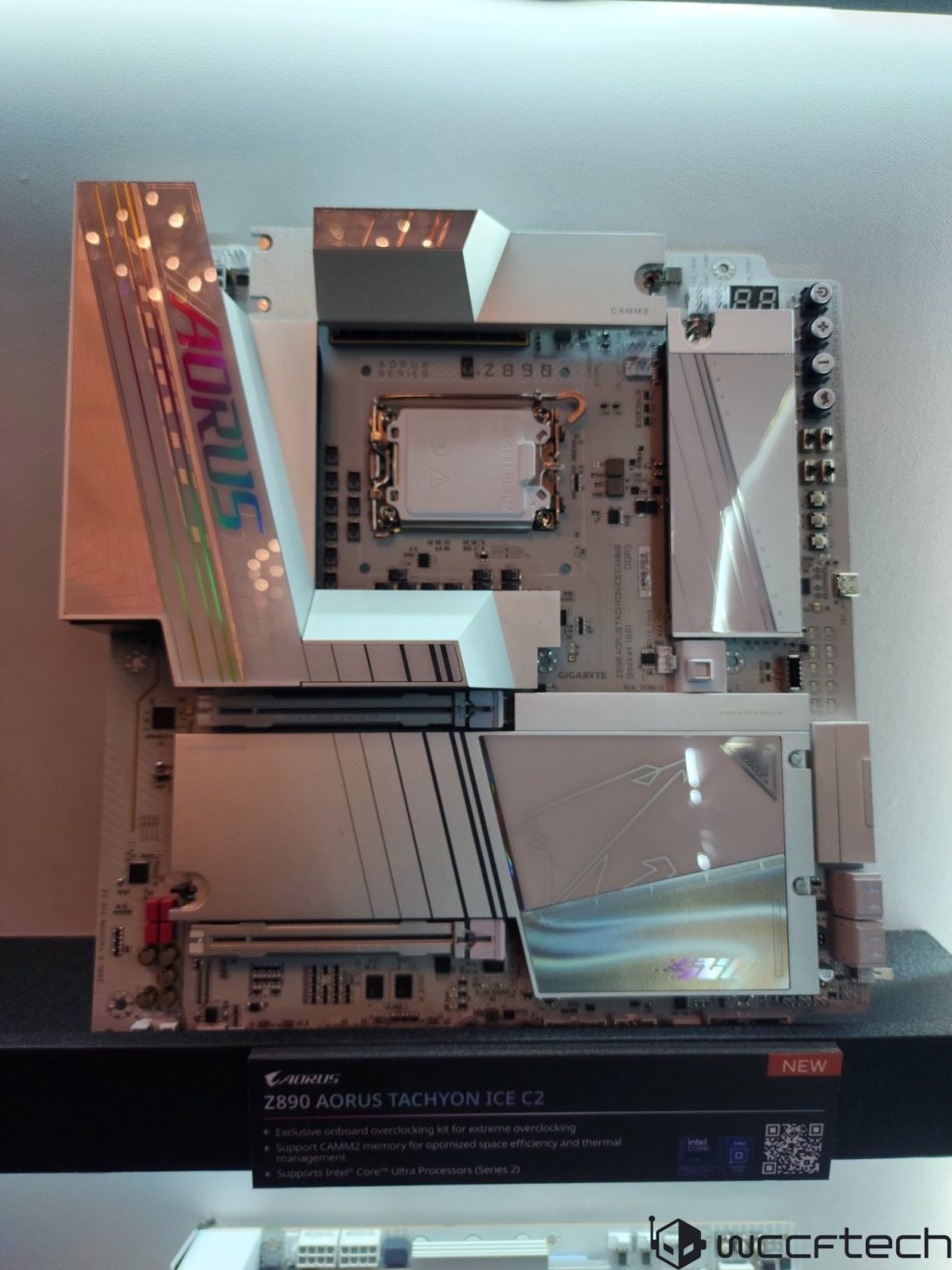 مادربرد Z890 AORUS Tachyon ICE CAMM2 گیگابایت رونمایی شد