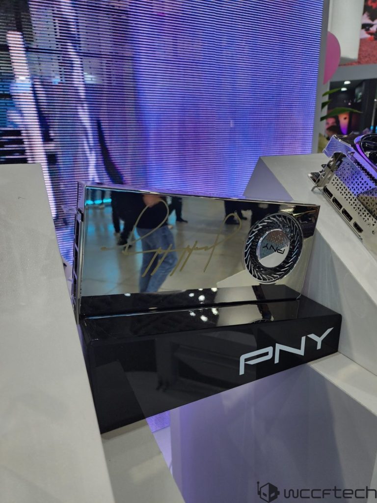 گرافیکهای GeForce RTX 5090 / 5080 Iron Core شرکت PNY با پوشش کامل کروم