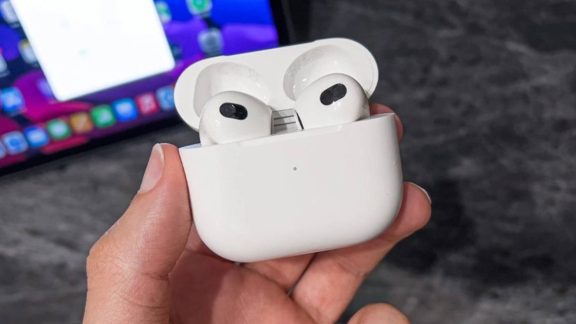 راهنمای تنظیمات ایرپاد در آیفون و اندروید