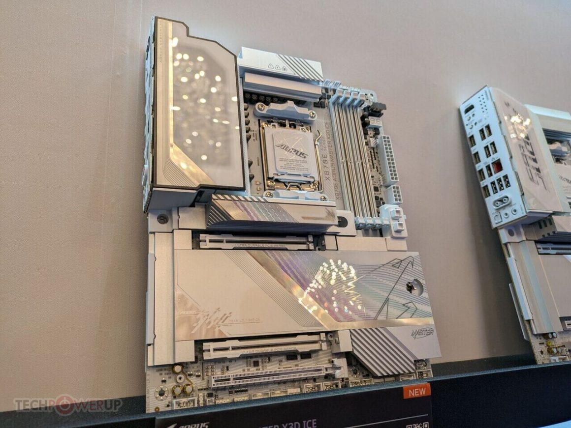 مشخصات فنی مادربردهای گیگابایت X870 AORUS