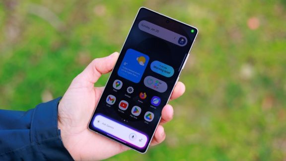 سامسونگ استفاده از تأمین‌ کنندگان چینی برای نمایشگرهای اولد را بررسی می‌کند 