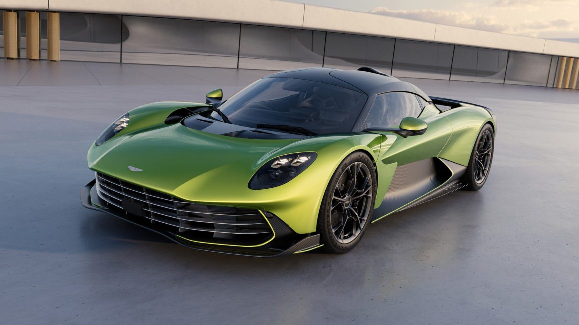 خودرو Aston Martin Valhalla