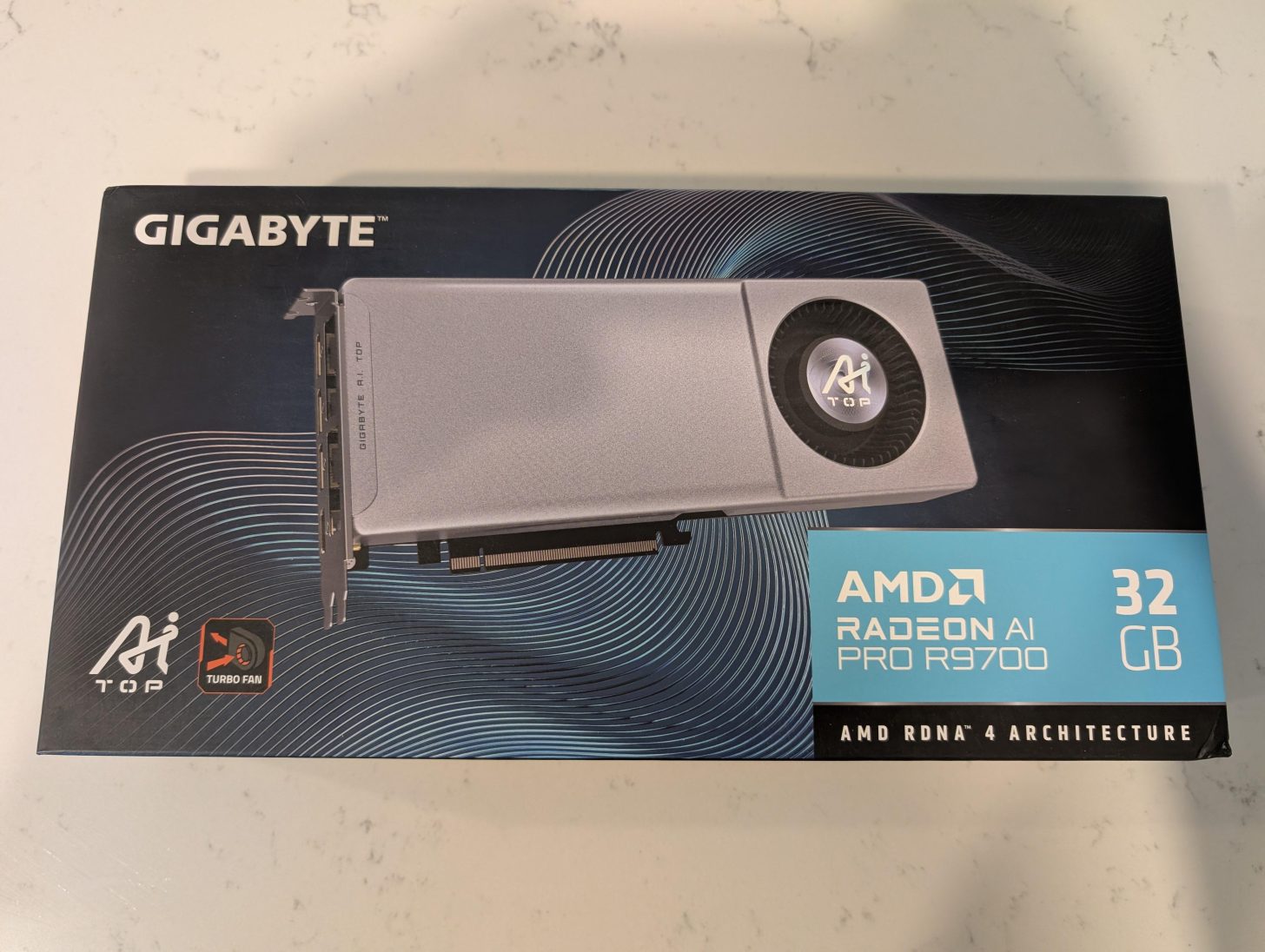 کارت گرافیک Radeon AI PRO R9700 توسط شرکتهای ازراک و گیگابایت عرضه شد