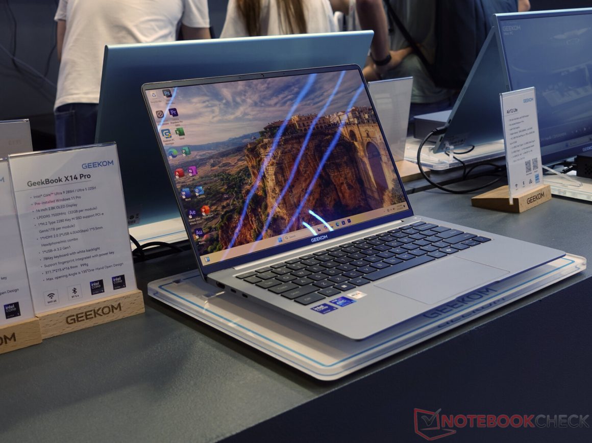 لپتاپ GEEKOM GeekBook X14 Pro و X16 Pro