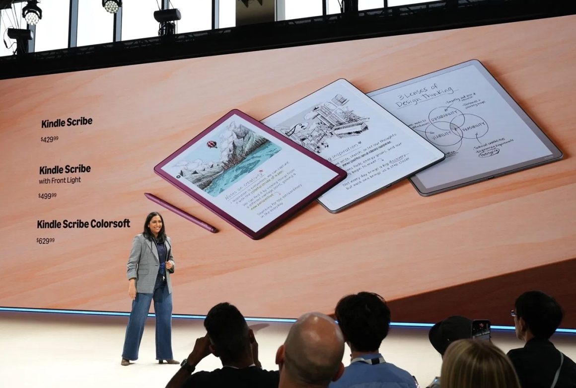 Kindle Scribe با نمایشگر رنگی