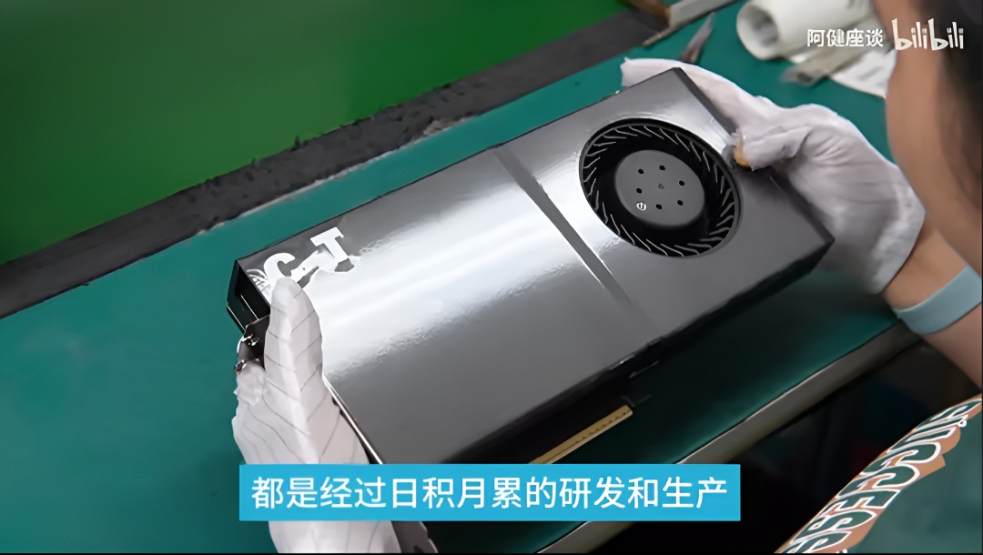 گرافیک سفارشی انویدیا RTX 5090 با 128 گیگابایت حافظه