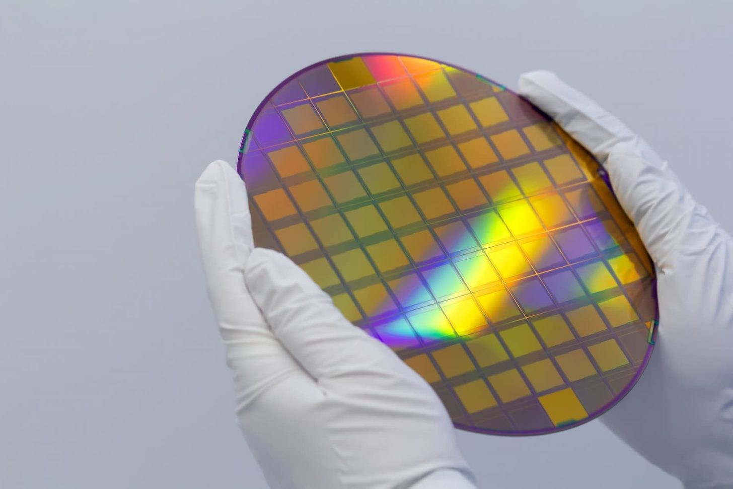 تقاضای بیسابقه غولهای فناوری برای گره فرآیند 2 نانومتری TSMC