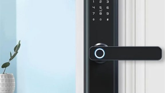 نصب قفل هوشمند: خودتان انجام دهید یا به متخصص بسپارید؟