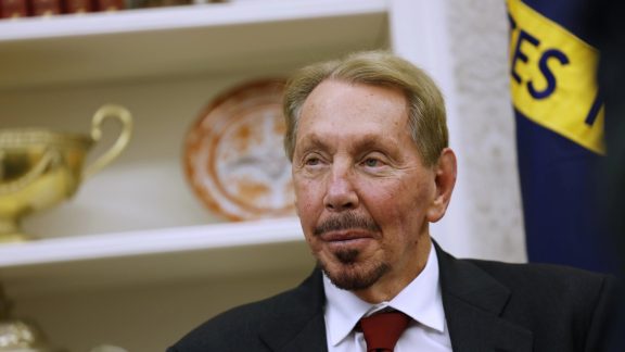 OpenAI با اوراکل قرارداد 300 میلیارد دلاری برای تأمین توان پردازشی امضا کرد