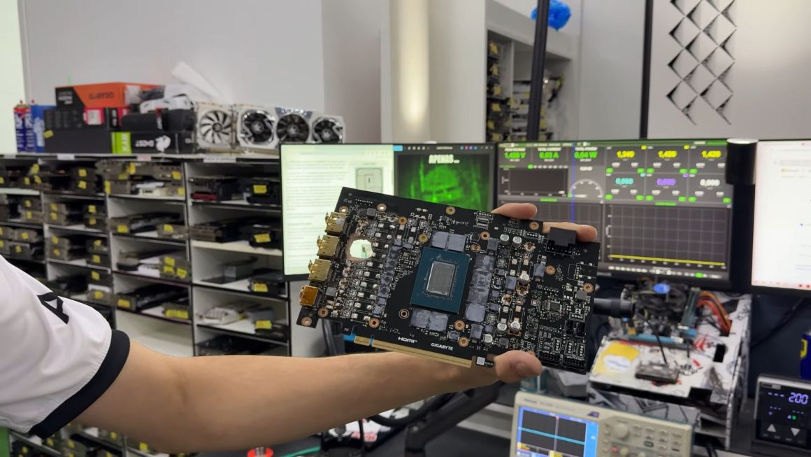 احیای گرافیک سوخته RTX 5070 Ti با RX 580