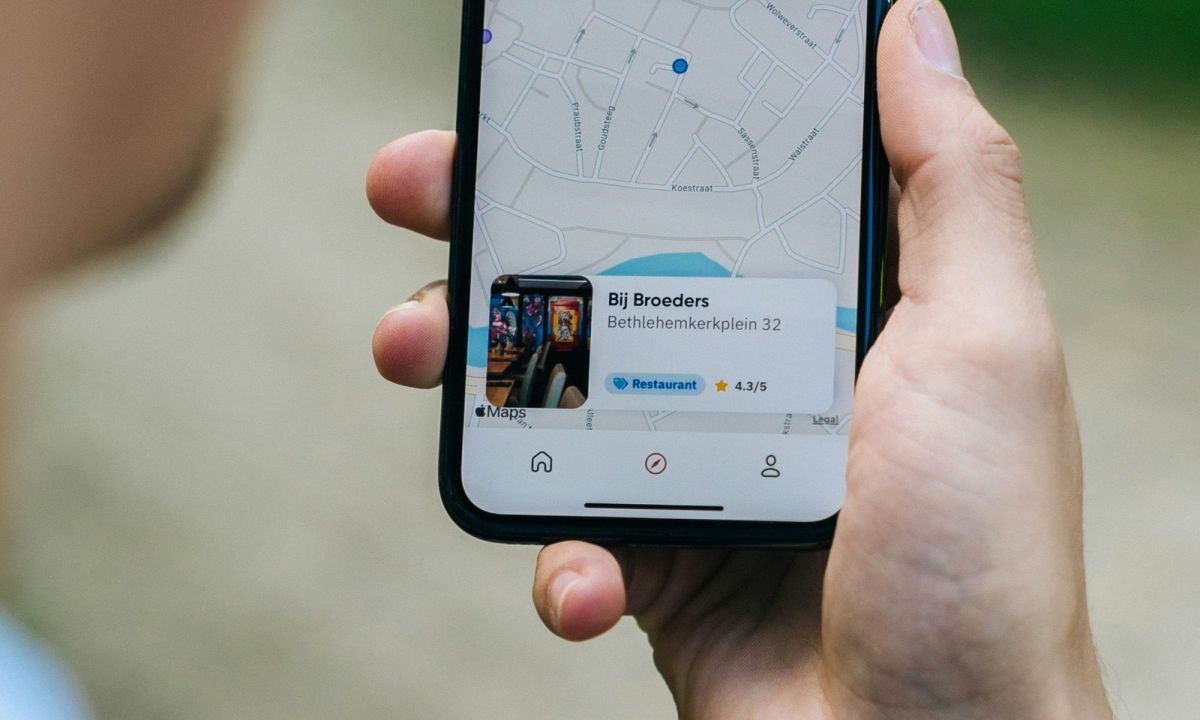 تبلیغات Apple Maps در راه است؛ تصمیمی هوشمندانه یا اشتباهی بزرگ؟