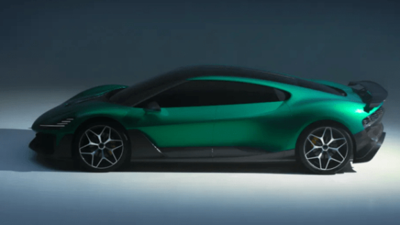 فراتر از یک رویا: ابرخودروی چهاردر چینی با قدرت ۱۰۰۰ اسب بخار و چرخ‌های وانت!