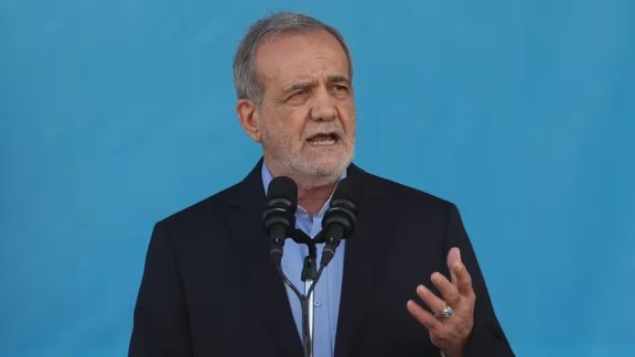 دستور پزشکیان به تغییر رنگ سیم‌کارت‌ها از سفید به سیاه