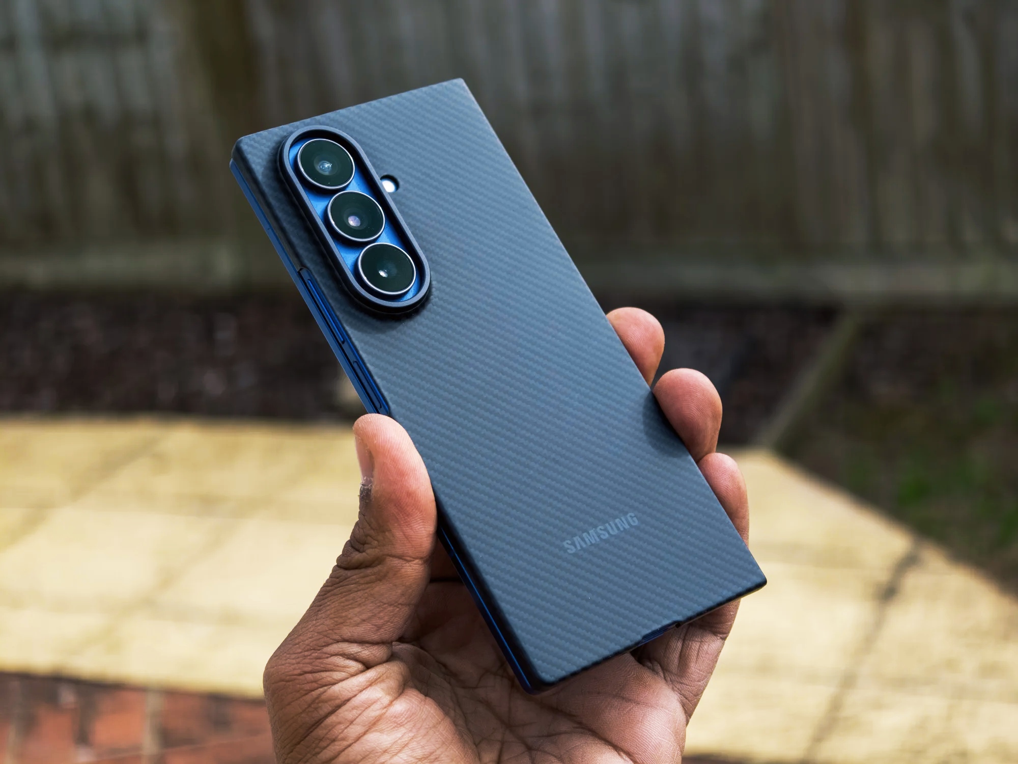 جهش بزرگ دوربین گلکسی زد فولد 8؛ وقتی تاشوها عکاس حرفه‌ای می‌شوند!