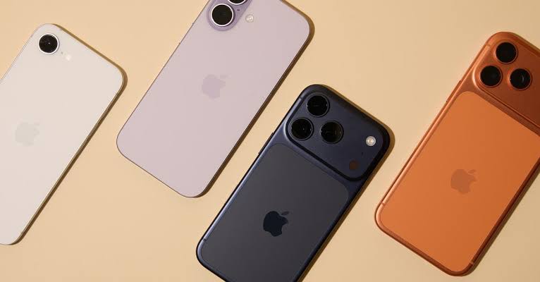 آینده آیفون هیجانانگیزتر از همیشه؛ اپل هشت گوشی جدید آماده میکند