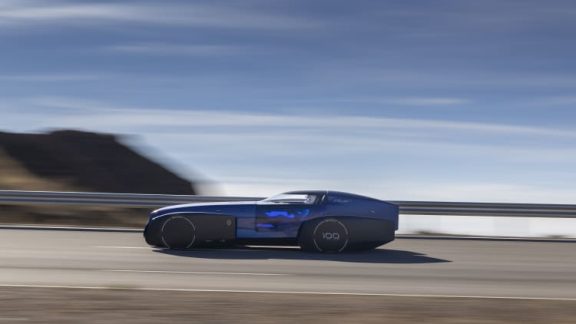 کانسپت فضایی رنو رکورد پیمایش خودروهای برقی را جابه‌جا کرد