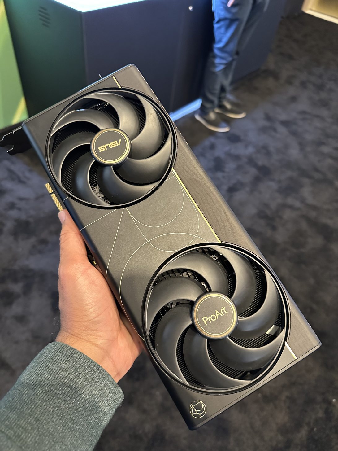 کوچکترین کارت گرافیک موجود در جهان: ProArt RTX 5090 ایسوس