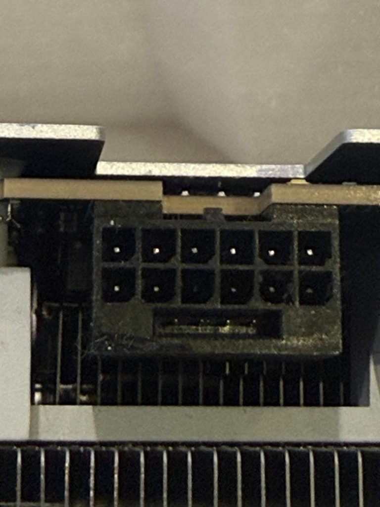 سوختن کانکتور RTX 5090