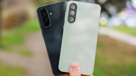 تاخیر در معرفی گلکسی A37 و A57؛ زمان عرضه جدید فاش شد