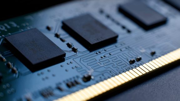 بررسی ورود حافظه‌های چینی به محصولات مصرفی HP، دل، ایسر و ایسوس