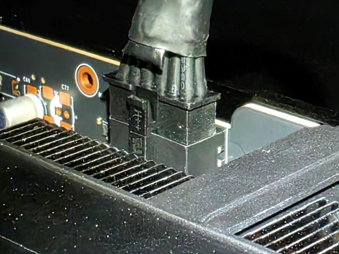 ذوب شدن کانکتور RTX 5090