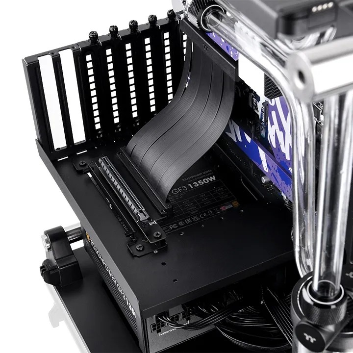 بکپلیت RTX 5090