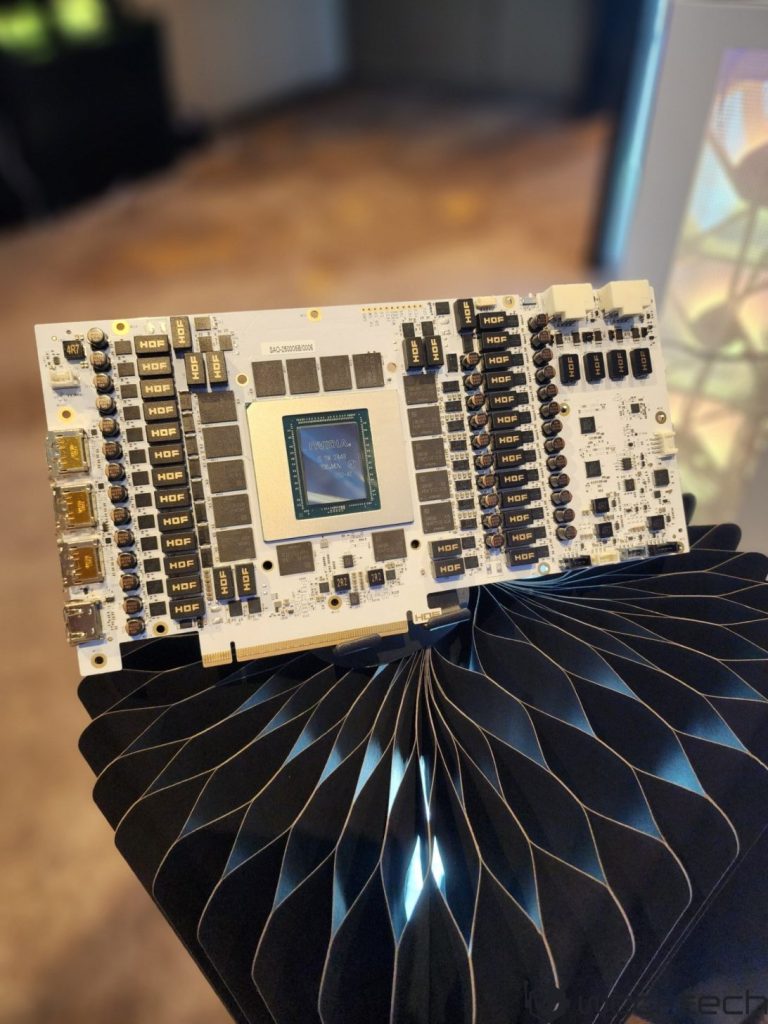 RTX 5090D 4 گیگاهرتز