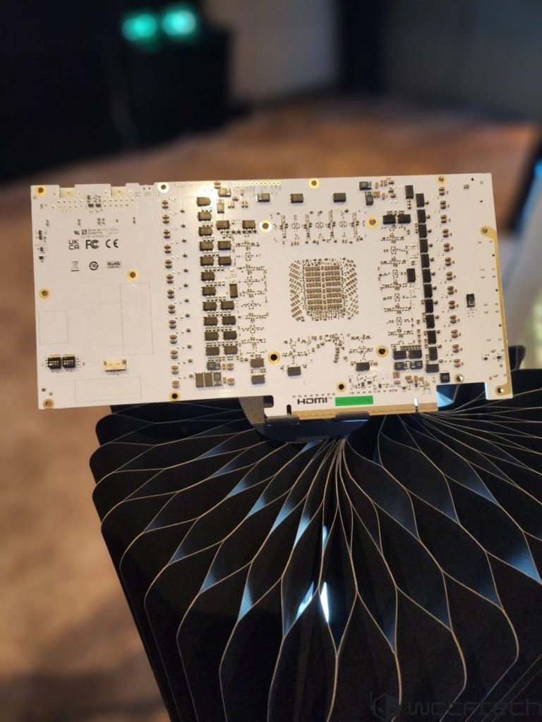 RTX 5090D 4 گیگاهرتز