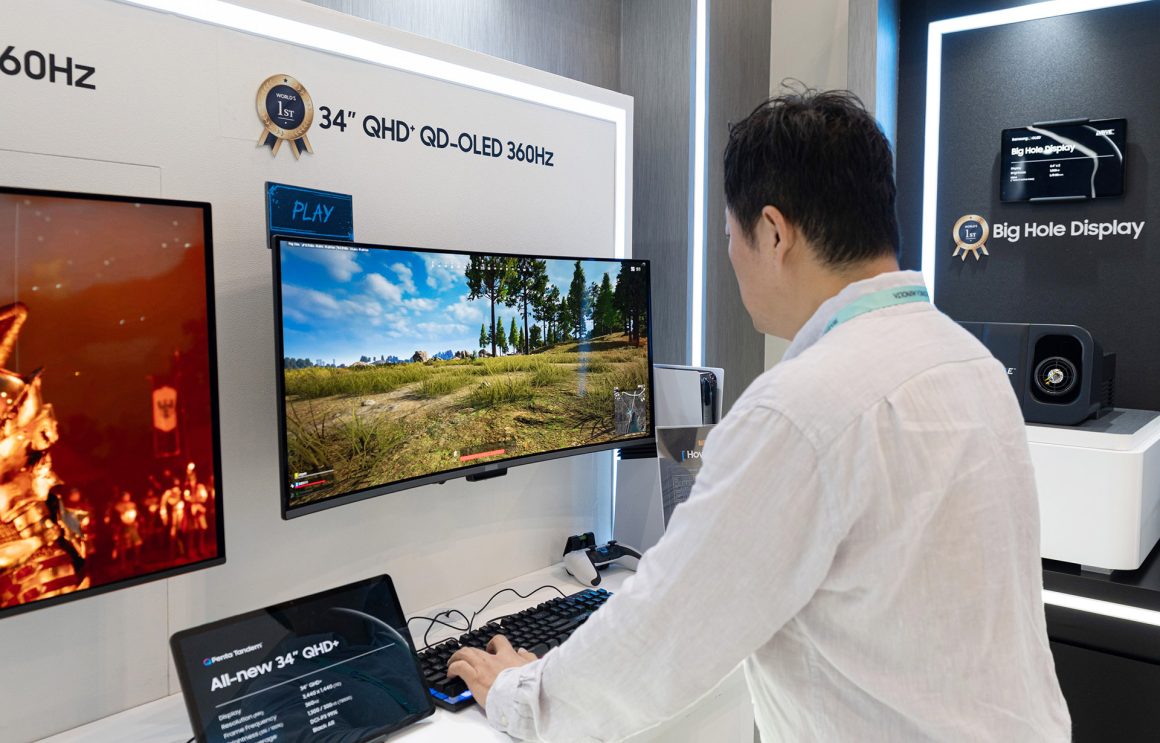 نمایشگر OLED لپ‌ تاپ گیمینگ سامسونگ