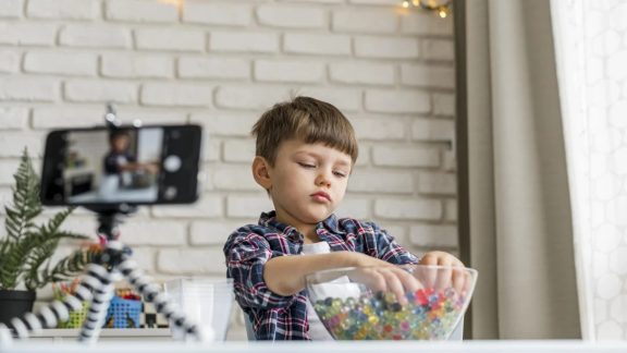 هشدار پلیس به استفاده کودکان در فضای مجازی