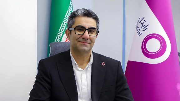 رد شایعه ورشکستگی رایتل