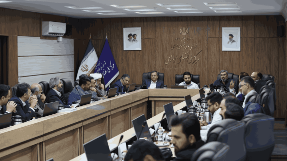شایعه‌پراکنی قیمت دلار